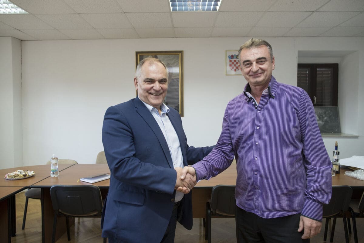 Prgomet,09.11.2018 - Zupan Blazenko Boban posjetio je opcine Prgomet i Primorski Dolac