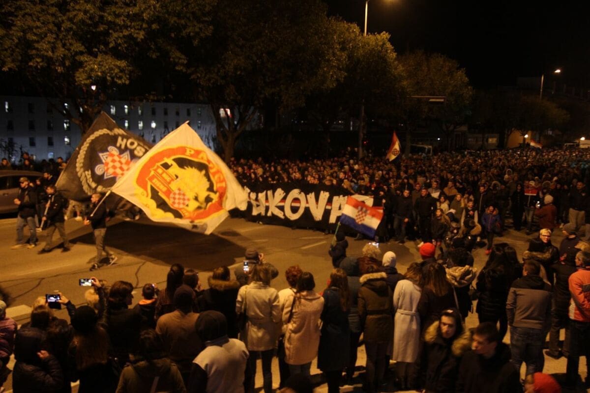 "I u mom gradu Vukovar svijetli": Policija izdala priopćenje zbog kolone sjećanja u Vukovarskoj