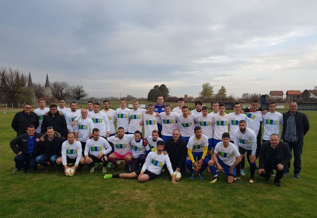 Blaženko Boban u Vukovaru izveo početni udarac na prijateljskoj utakmici HNK Mitnica - NK Postira Sardi