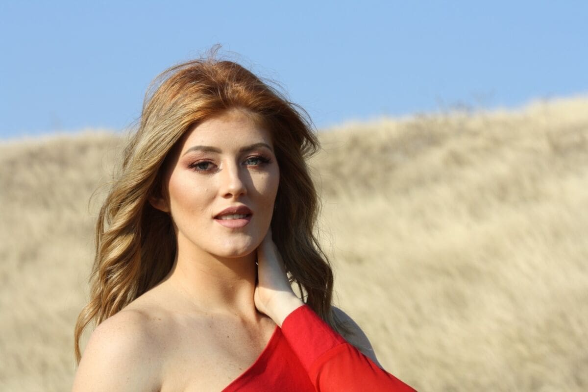 Opa! Nina Donelli zgodnom dečku zapjevala '"Srećo, hvala ti za dane pune ljubavi!"