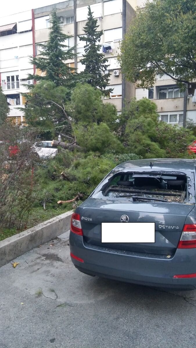 skalice_rusenje_automobil (3)