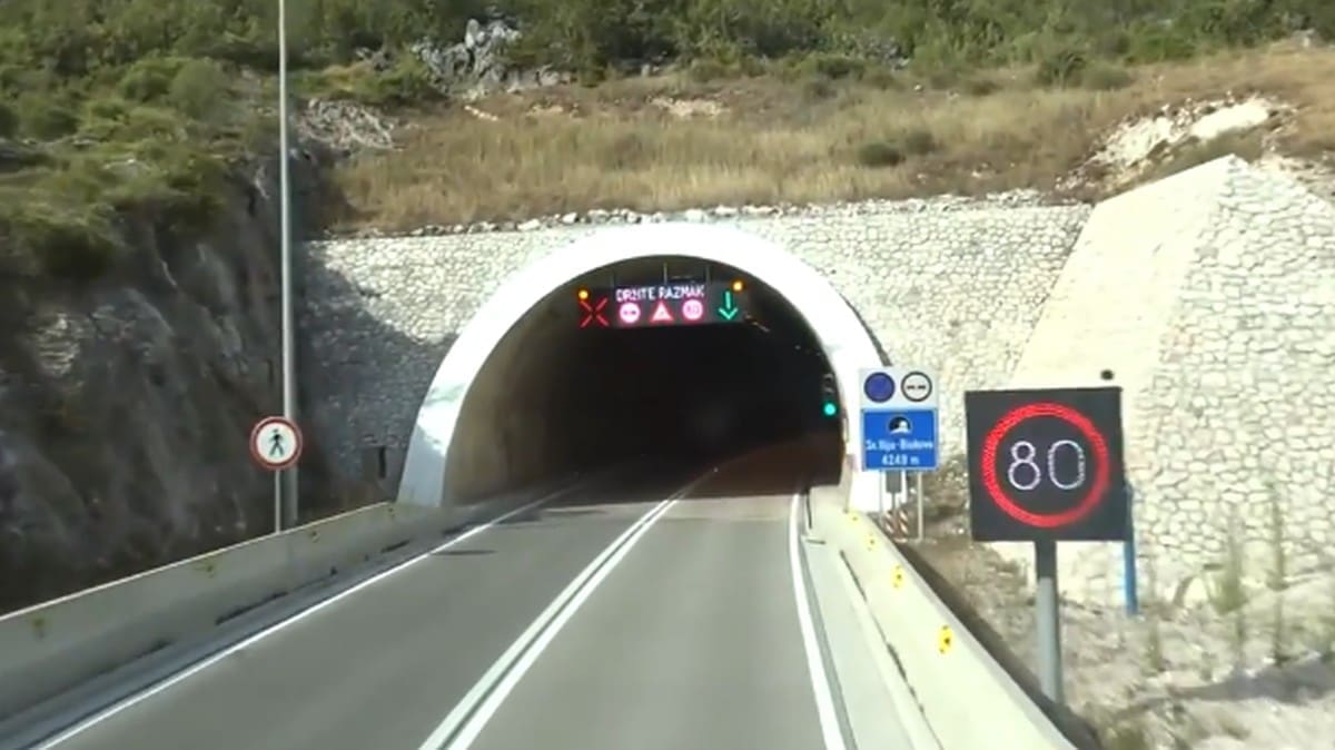 Normalizirao se promet kroz tunel Sv. Ilija, drugi vozač u splitskoj bolnici je visoki crkveni dužnosnik