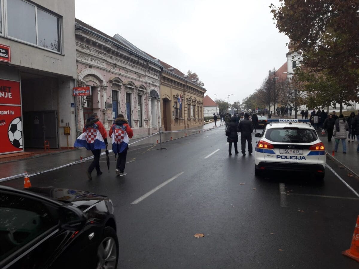 vukovar_uoci_kolone (1)