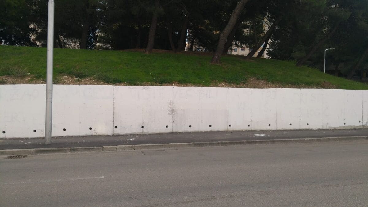 grafit-zid-pujanke(1)