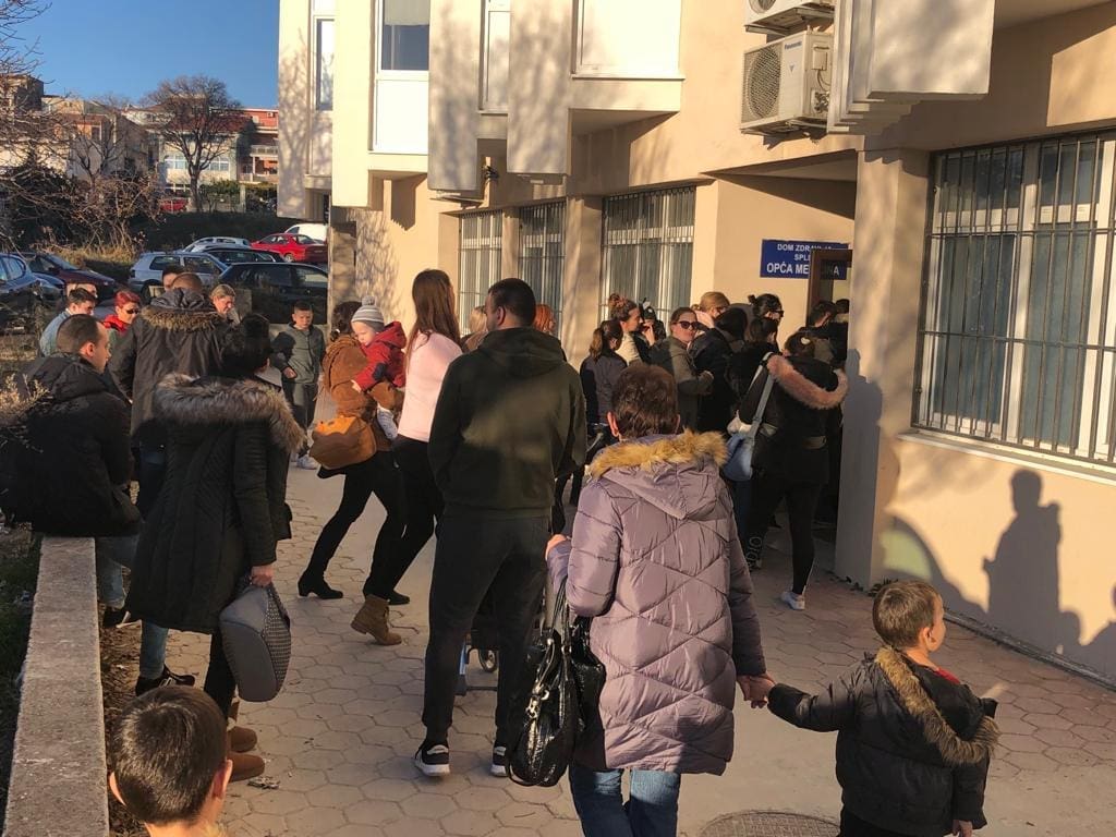 KOLAPS Pacijentu s metastatskim rakom zakazan pregled za travanj 2023., u Splitu se na UZV dojke čeka 395 dana!