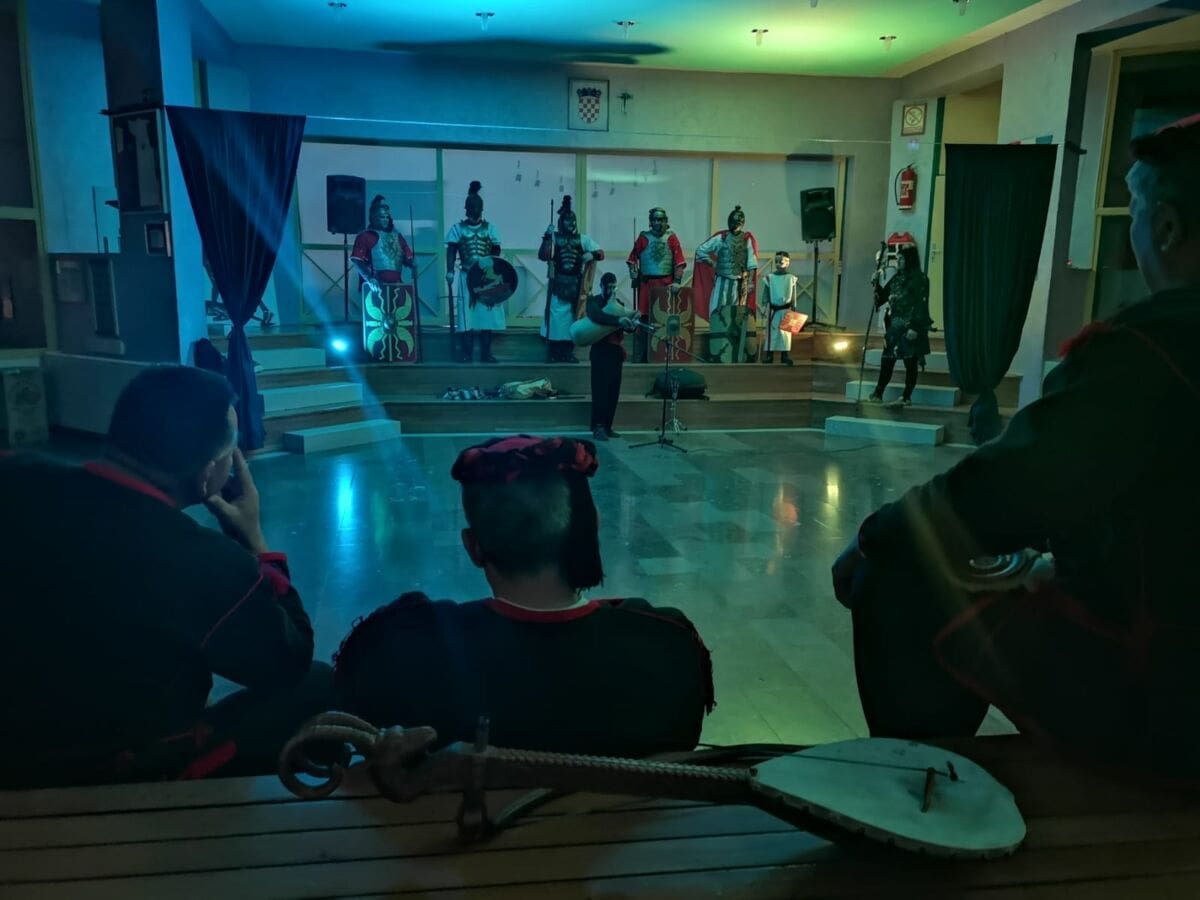 arturije_zmajurije_predstava_12(5)