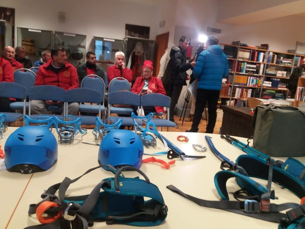 HPD Ljubljan-Dugopolje dobilo trideset tisuća kuna za novu opremu