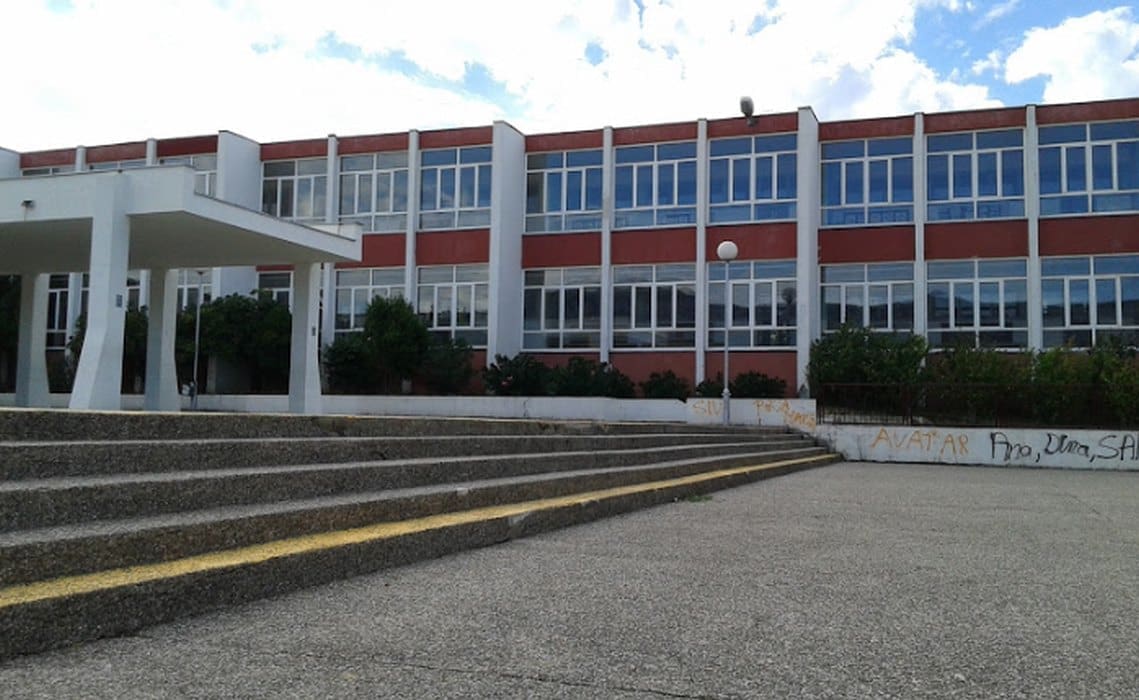 Tko je pokušao zapaliti OŠ Kman Kocunar?