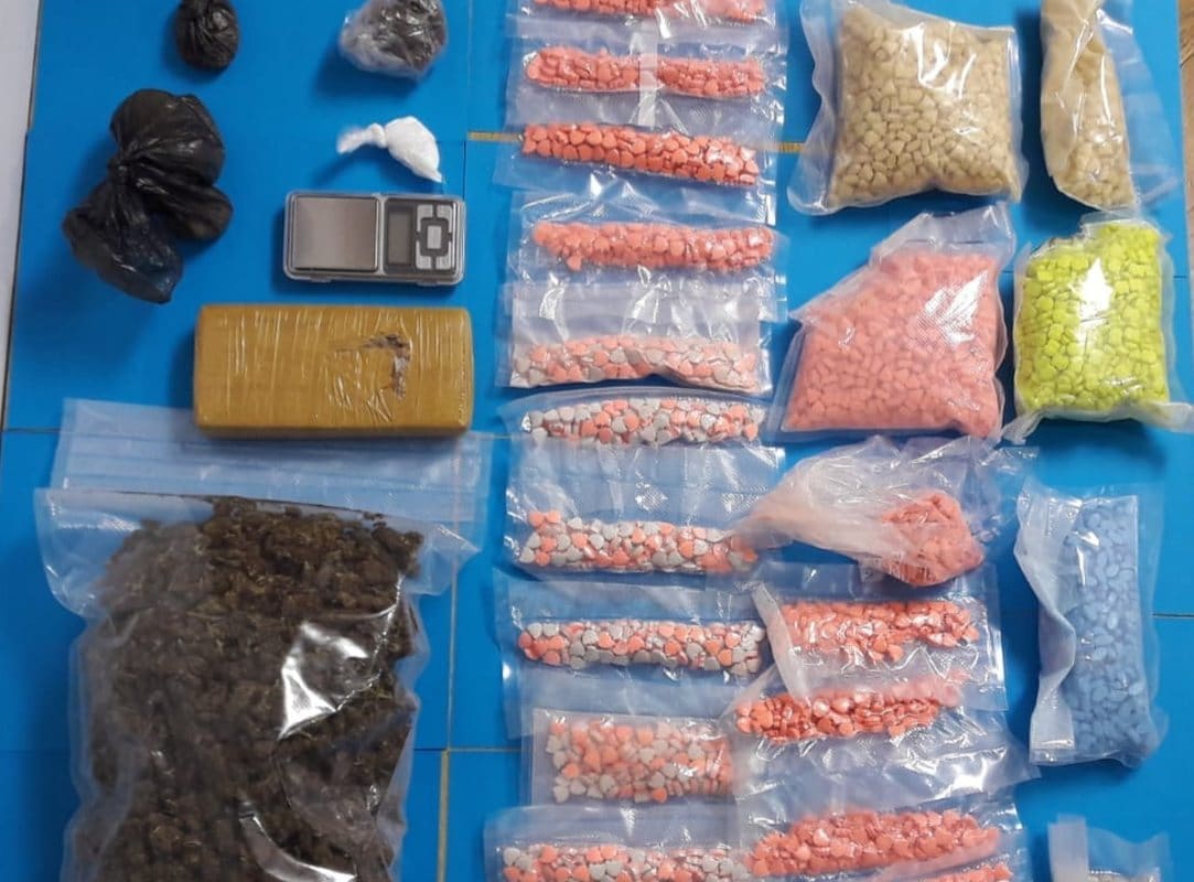 NAJVEĆA ZAPLJENA ECSTASYJA IKADA U SPLITU Pogledajte što je policija sve pronašla u pretresu dva stana!