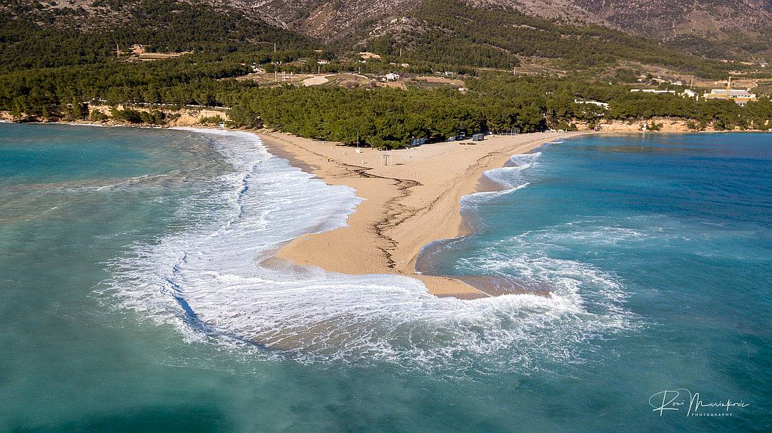 Pogledajte što je mrtvo more napravilo od najpoznatije plaže na Jadranu