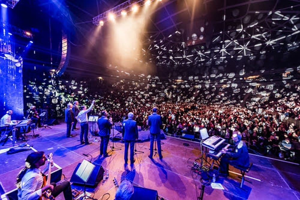 Legendarni Tomislav Bralić i klapa Intrade napunili tri Arene u svega dva mjeseca!
