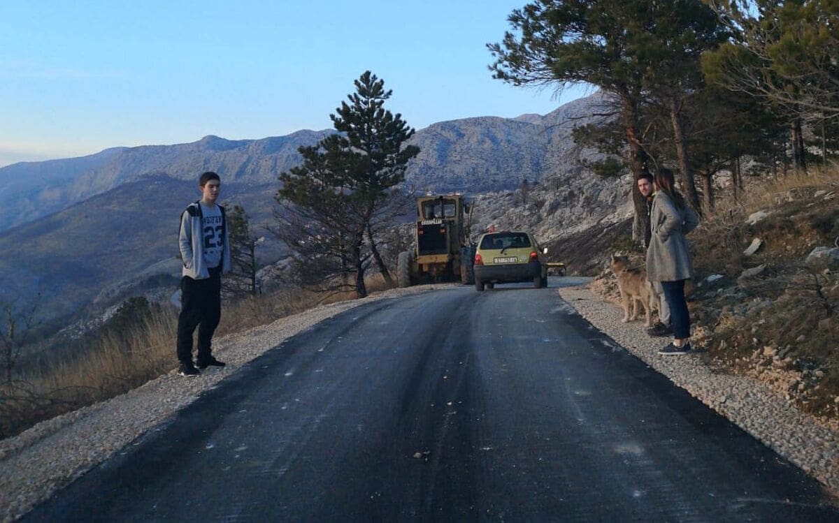 Nakon više od desetljeća molbi: Pogledajte kako izgleda asfaltirani put do mosorske zvjezdarnice