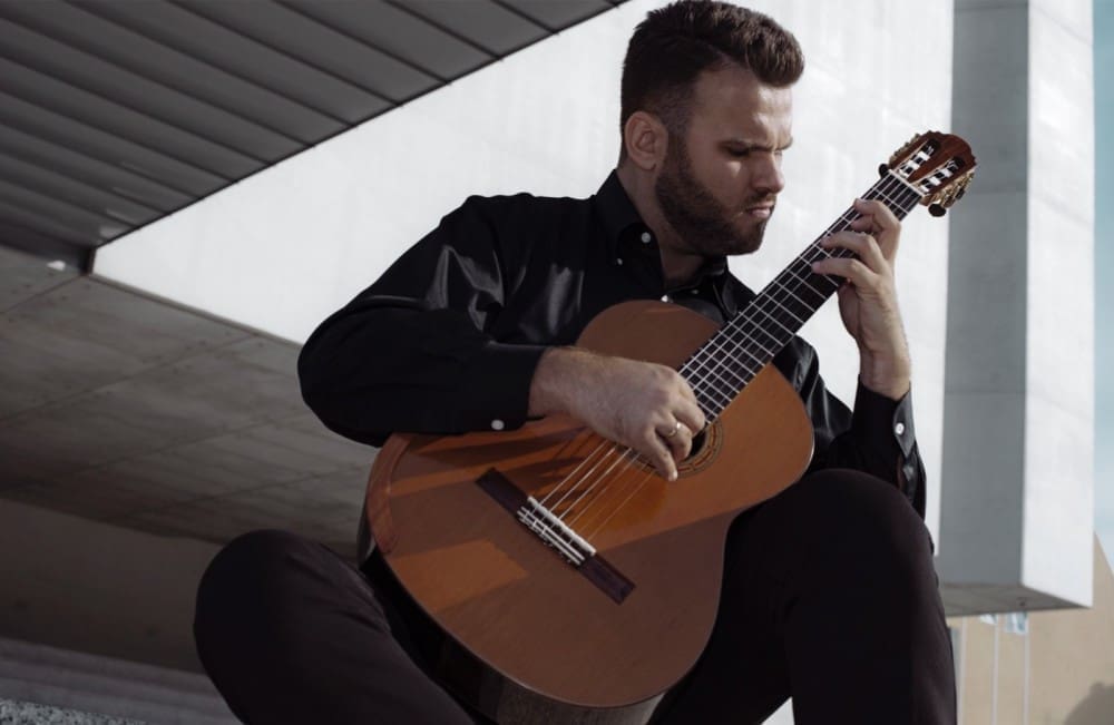 PRILIKA KOJA SE NE PROPUŠTA Jedan od najboljih svjetskih gitarista sutra nastupa u Splitu