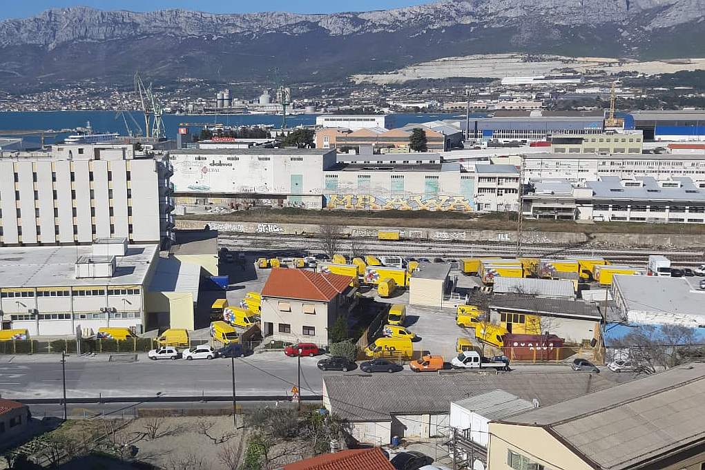 Nema elemenata kaznenog djela: Muškarcu pozlilo u Hercegovačkoj ulici, preminuo ispred pošte