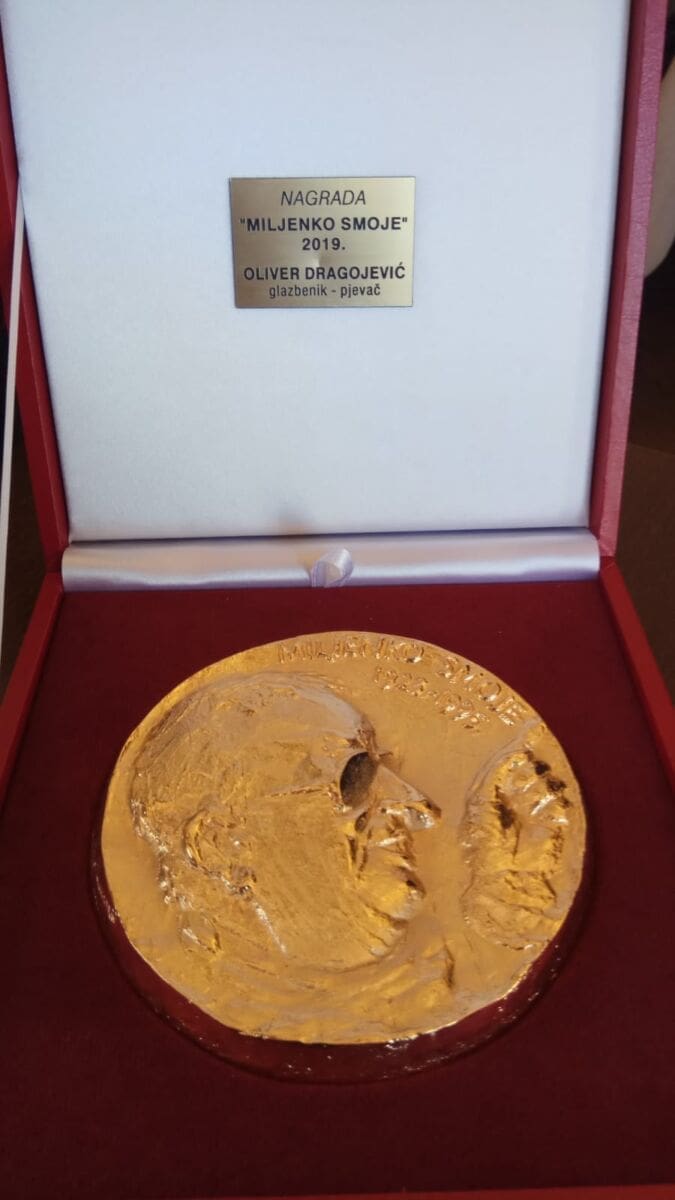 smojina-marnda-oliver(1)