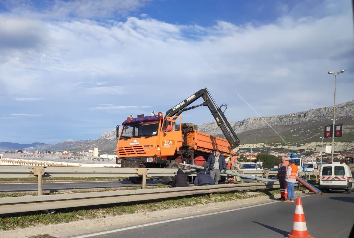 srusen_stup_magistrala (2)