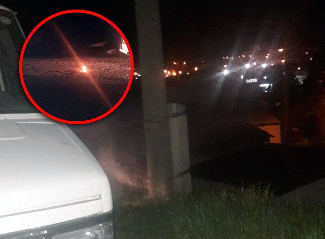 Zapalila se čak dva stupa u Sjevernoj luci: Kabel pao među automobile i iskrio!