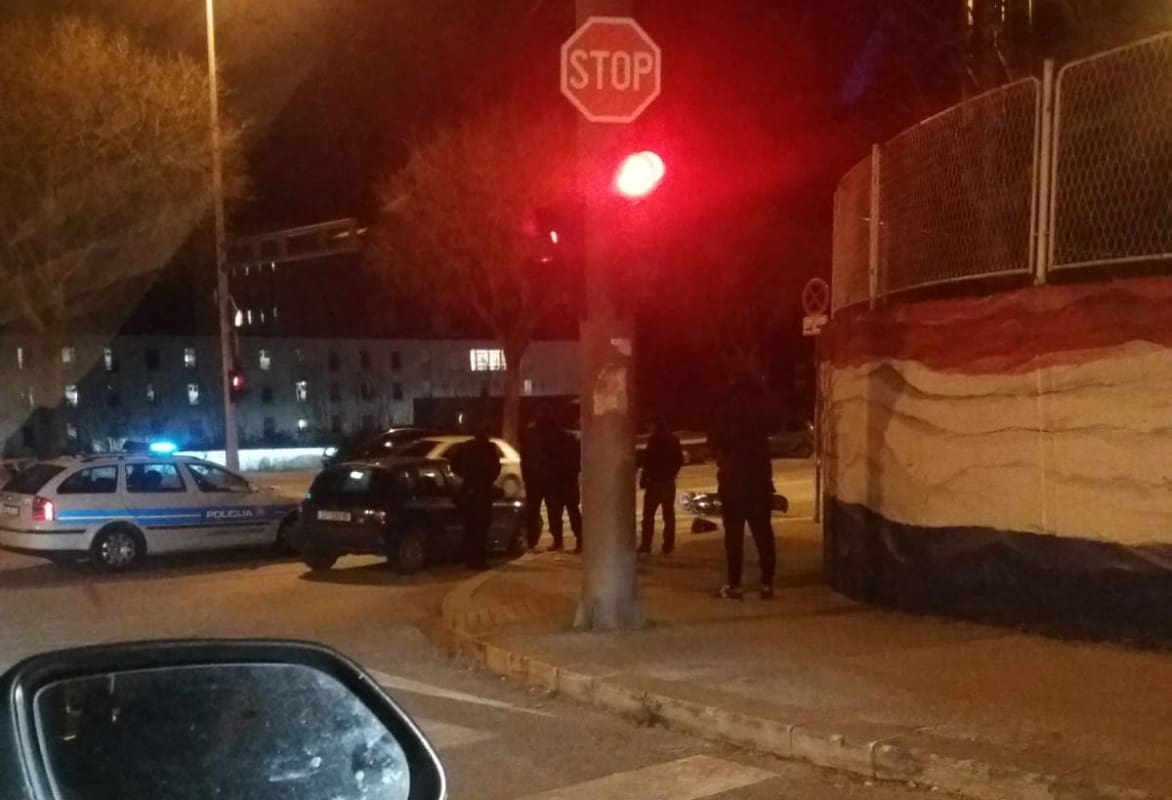 Prometna nesreća u Splitu: Motocikl završio na podu, sudario se s automobilom u Vukovarskoj ulici