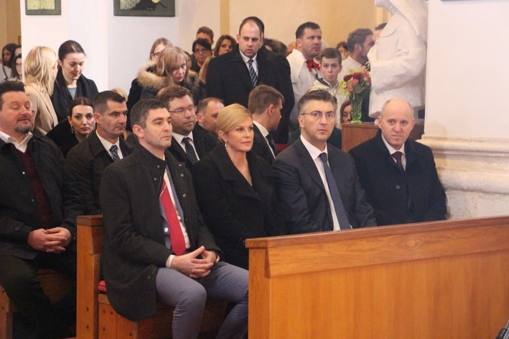 DRŽAVNI VRH U DUBROVNIKU Premijer i predsjednica pridružili su se Festi svetog Vlaha