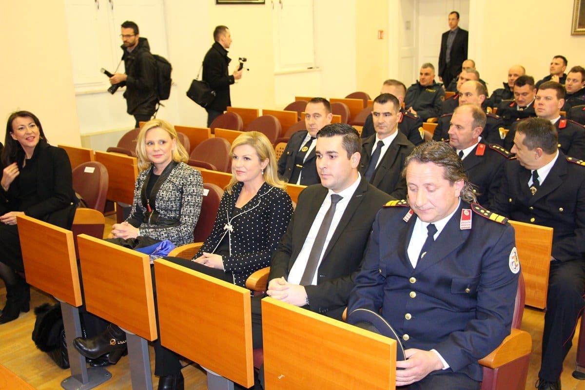 vatrogasci-predsjednica-1