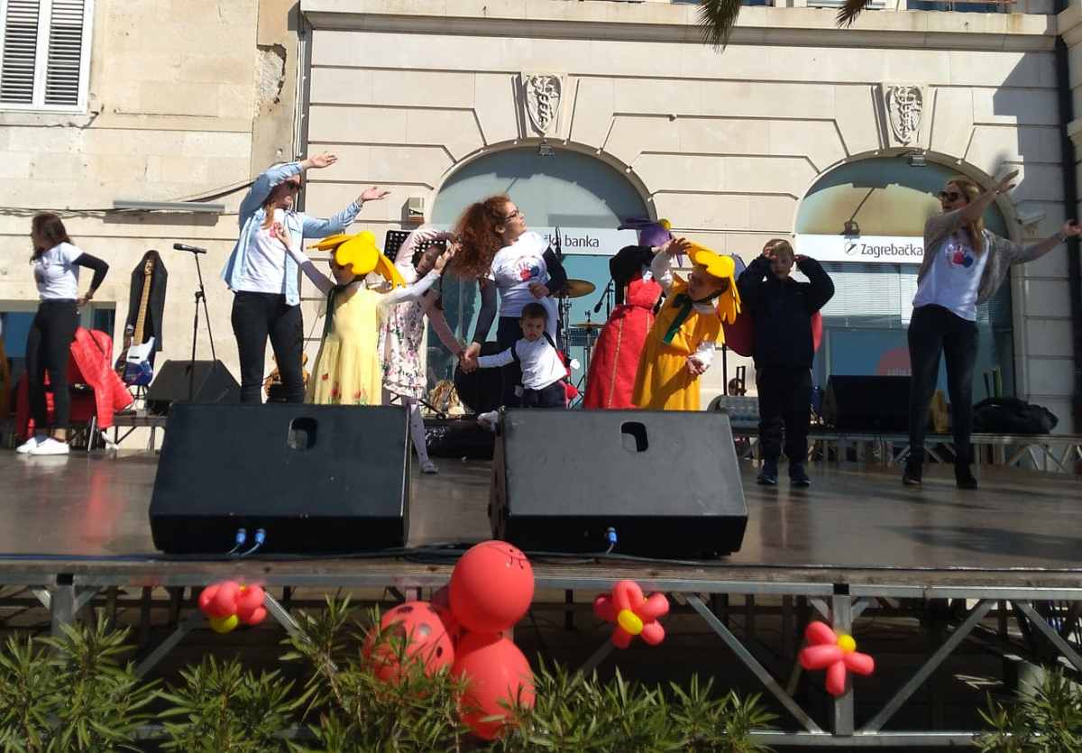 Riva u znaku proslave Međunarodnog dana Down sindroma