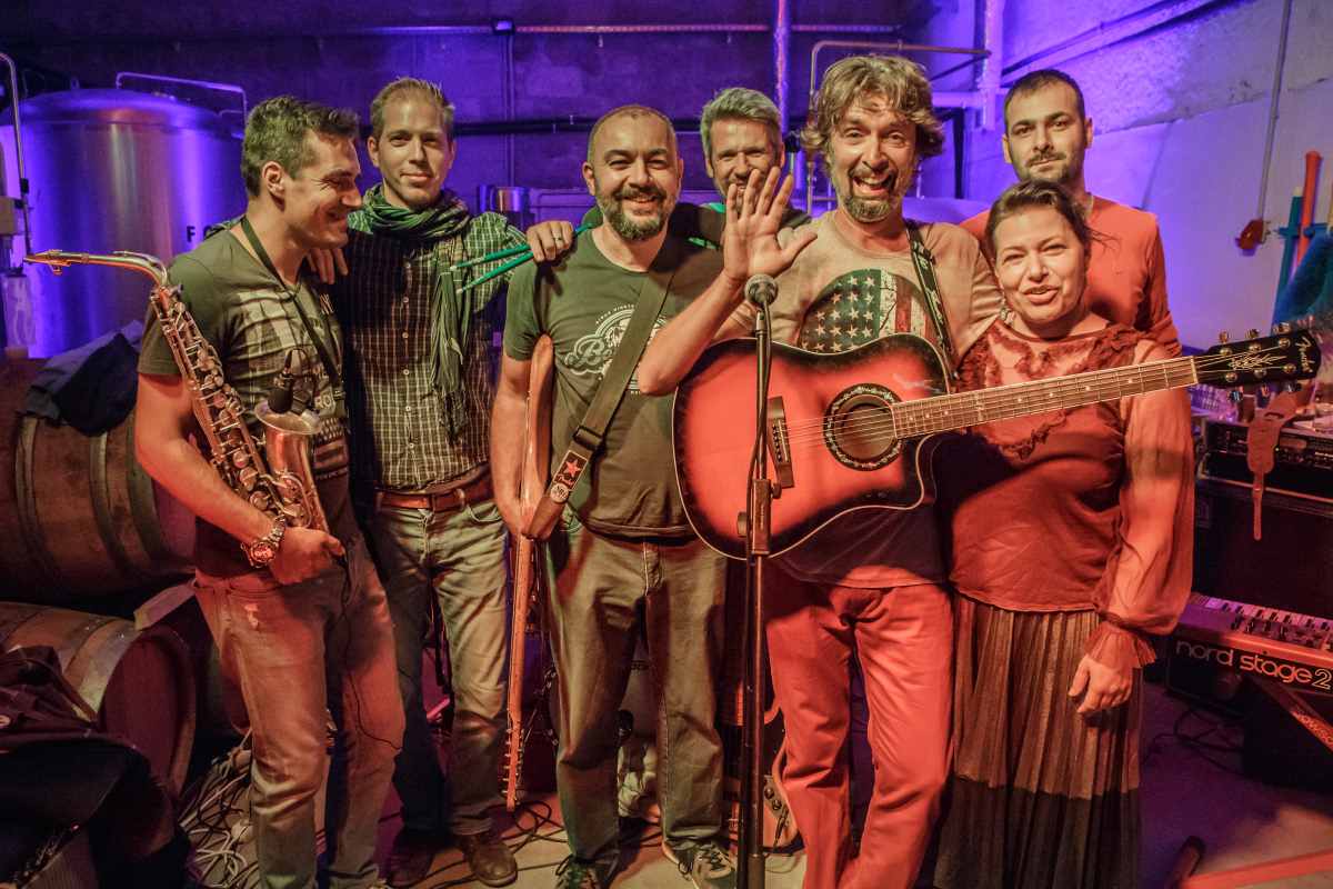 VESELI DUBROVČANI: Valetudo lansirao novi singl i spot "Mala zemlja, velik dug"