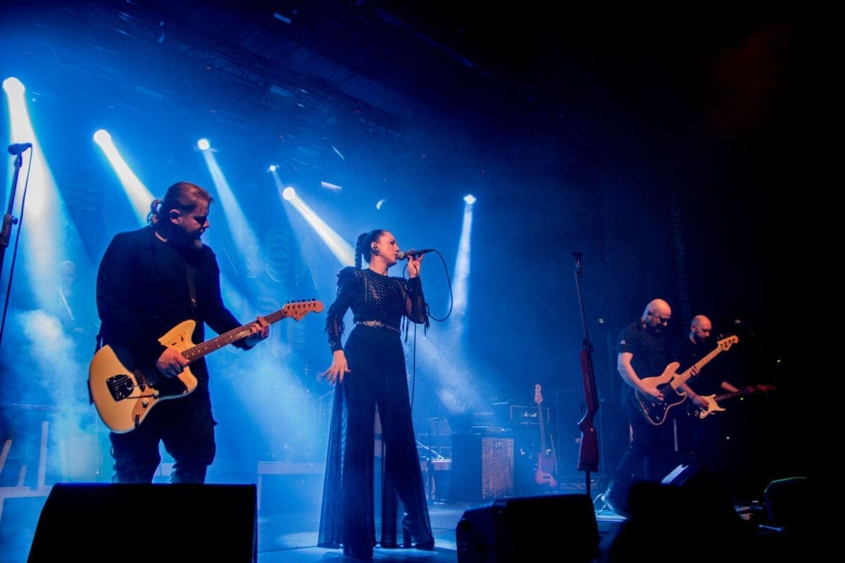 Sjajnom svirkom u punoj Tvornici kulture Bang Bang najavili novi album