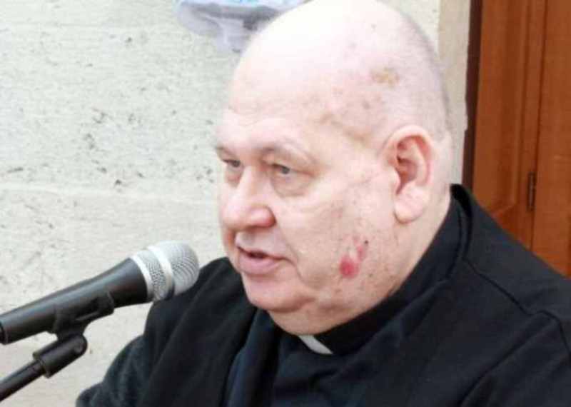 Svećenik pedofil otišao Bogu na ispovijed