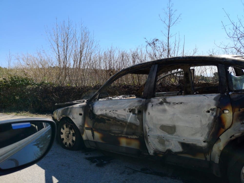 U potpunosti izgorio automobil u Rupotinama