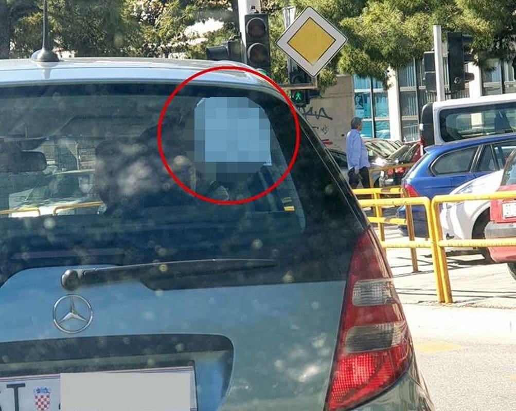 Tek položila: Splićanka našla način kako da joj vozači oproste neiskustvo