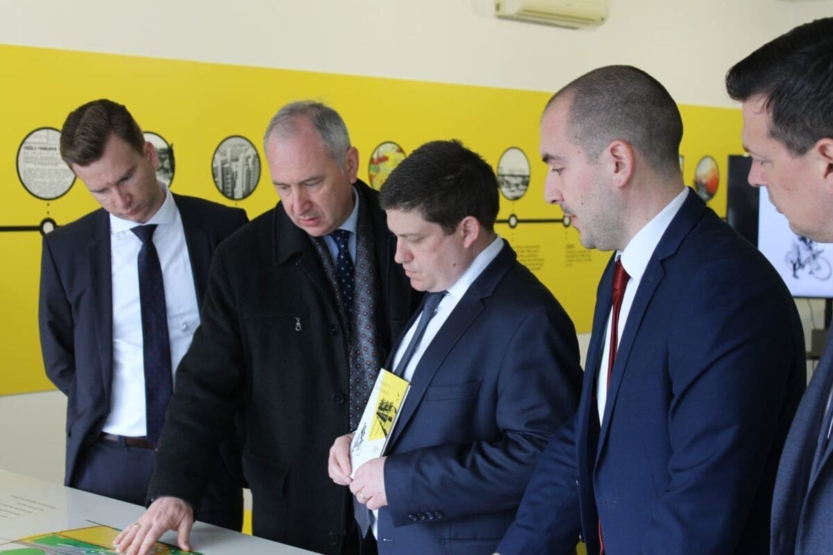 Dok ga Kerum napada, gradonačelnik u Splitu predstavlja masterplan ministru Olegu Butkoviću