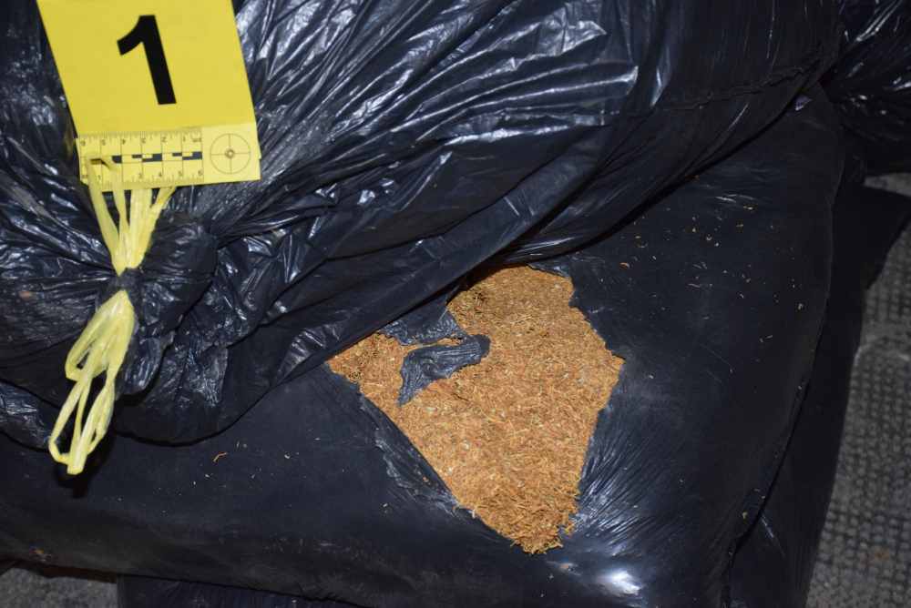 Dugopolje: Policajci u Fiatu Doblu otkrili vreće s 560 kila rezanog duhana