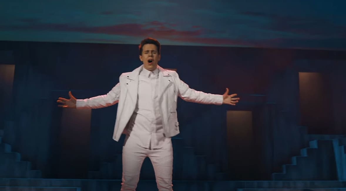 ROĐEN ZA VELIKE POZORNICE Splićanin koji je predstavljao Hrvatsku na Eurosongu dobio je pola milijuna kuna vrijednu stipendiju!