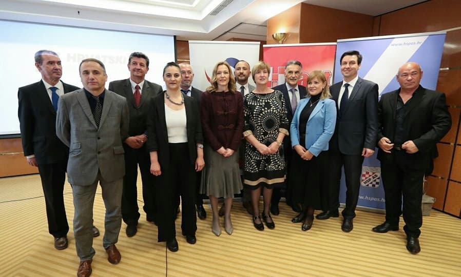 Suverenisti Ruže Tomašić imaju sve veću potporu: Na listi i bivša časna sestra Bernardica