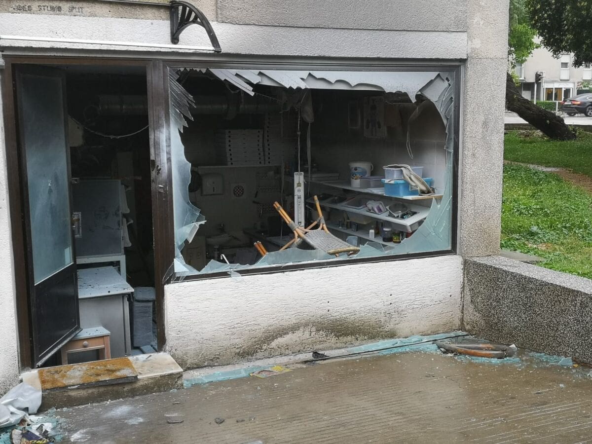 Policija privela osobu osumnjičenu za izazivanje eksplozije u splitskoj piceriji