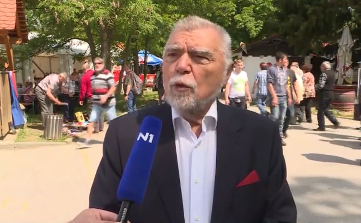 U Kumrovcu održan skup "Dan mladosti - radosti", Mesić: "Bal vampira su oni koji misle da je Bleiburg ishodišno mjesto RH"