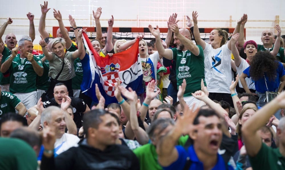 Svjetski kup rukometnih veterana u Omišu oduševio organizacijom