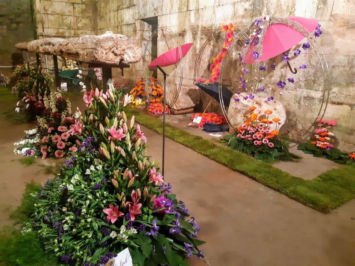 U Dioklecijanovim podrumima otvoren Praznik cvijeća