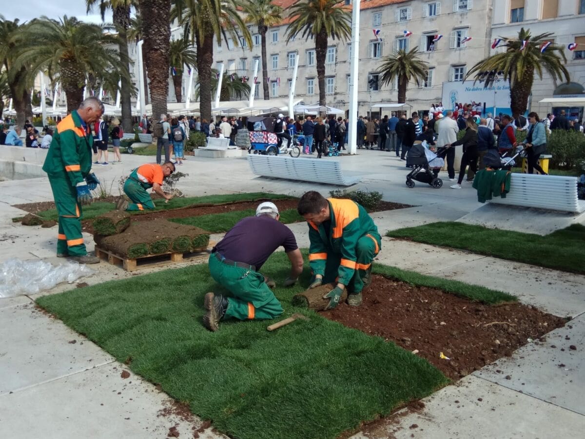 Šminkanje Rive: Uoči Praznika rada zamijenjena kompletna trava