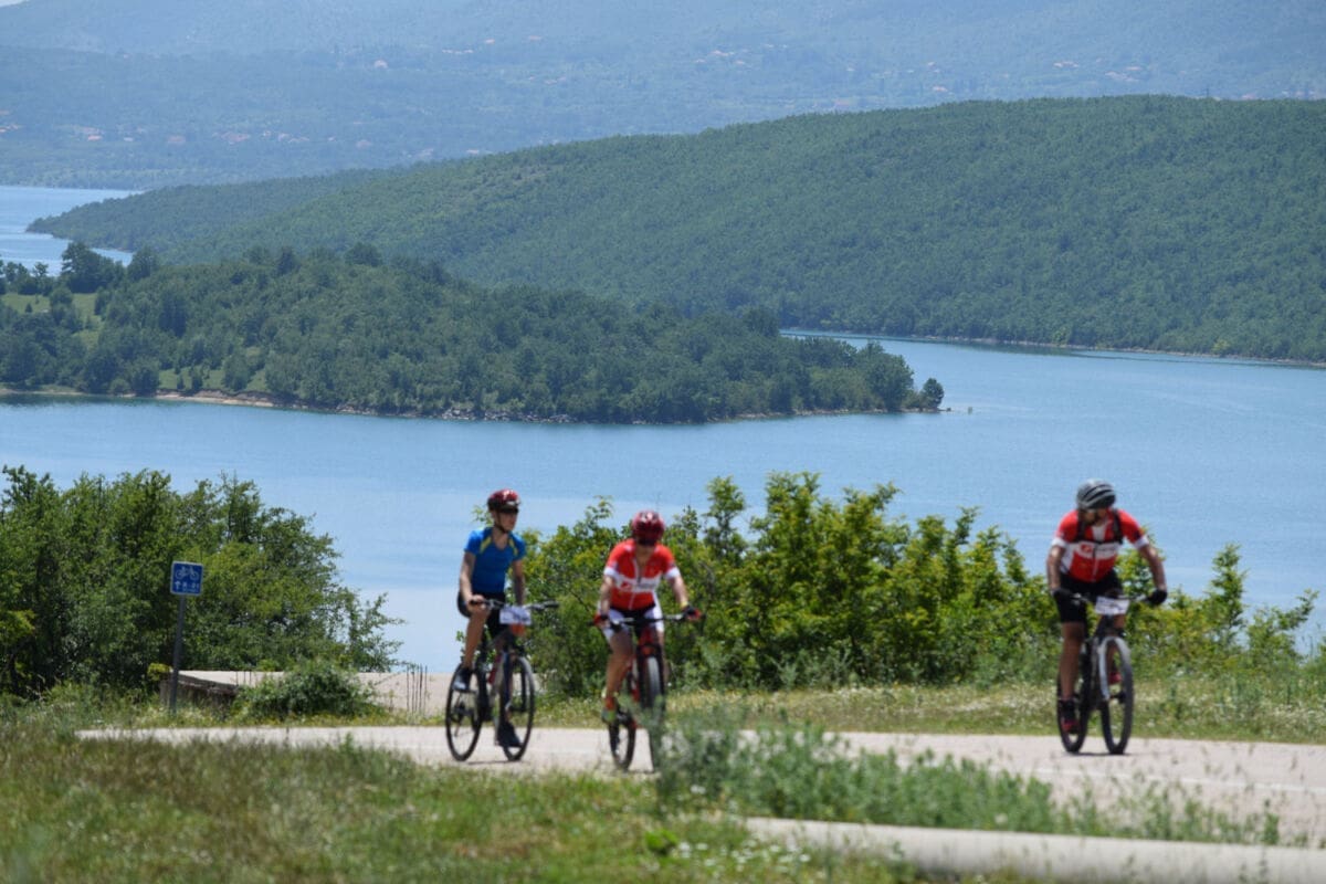 Ove nedjelje vozi se 7. biciklijada "Do izvora Cetine" u organizaciji BK Vlaji