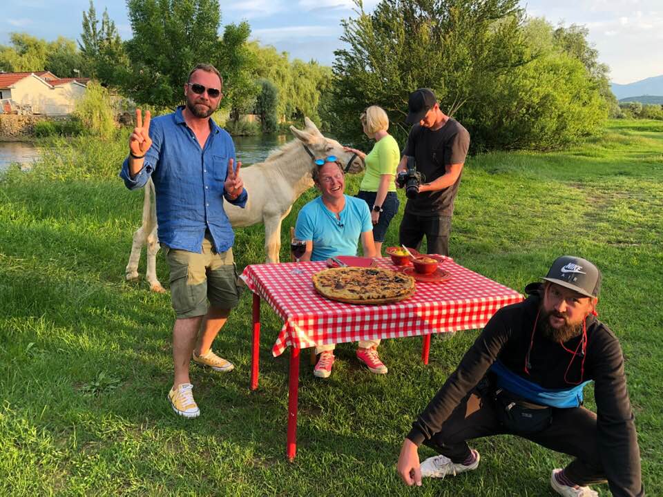 POZNATA RUSKA TELEVIZIJA U DALMACIJI Posjetili Brač, Split, Omiš, Makarsku, Klis i Trilj