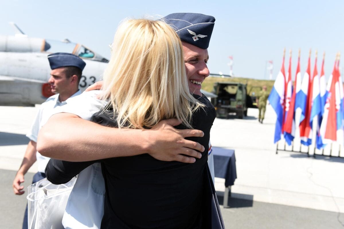 Uručeni letački znakovi vojnim pilotima 23. naraštaja