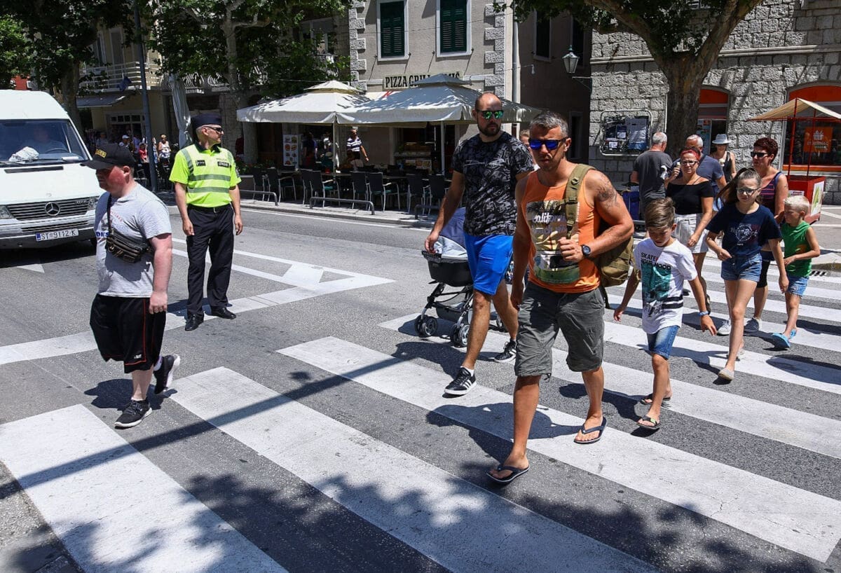 Evo kako građani komentiraju novu prometnu regulaciju na Fošalu: "Džaba su brisali zebre"