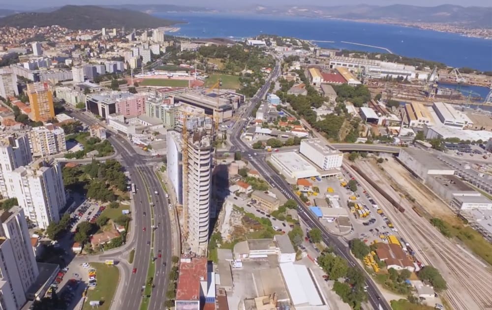 POGLED S VISINA Dronom nadletio Split i buduću najvišu zgradu u Hrvatskoj
