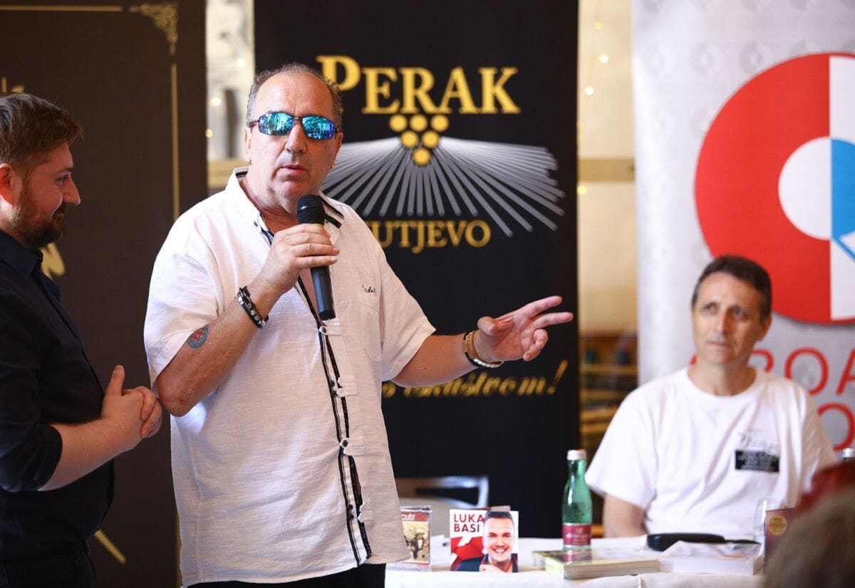 Grdović zasjenio press konferenciju u Splitu, prozvao Galla: "Ne možeš pola ure uzeti za svoju propagandu"