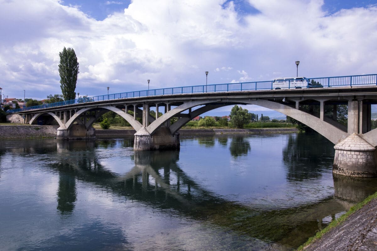 Triljska djeca i ove godine bezbrižno u školske klupe!