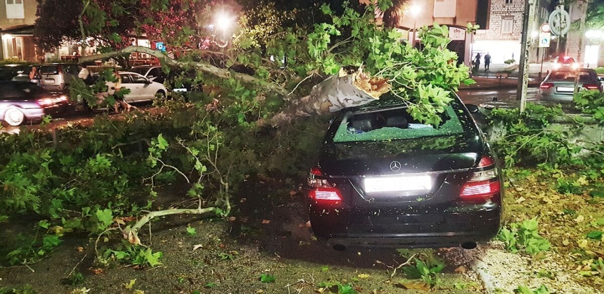 ZADAR Posljedice nevremena: 50 ljudi spašeno, preko 20 brodova nasukano! Donosimo: Što se zapravo dogodilo?