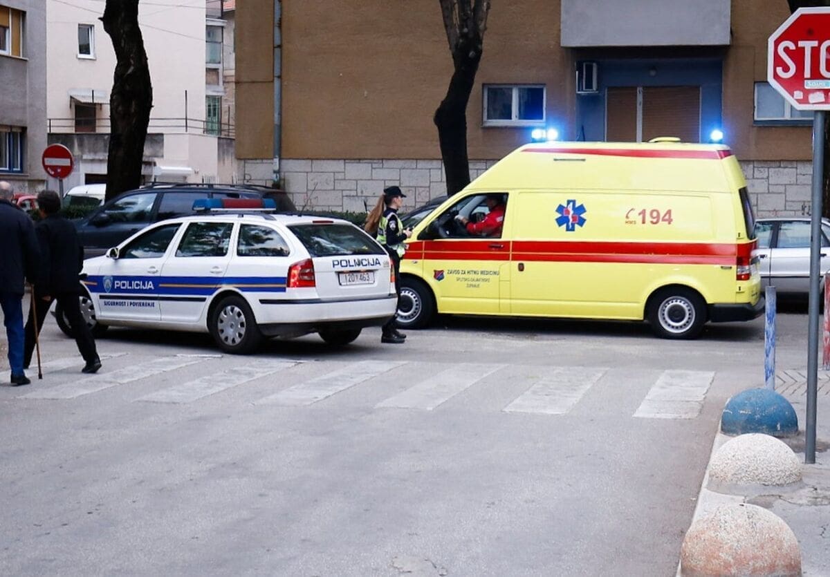 NESREĆA U SPLITU Automobilom 'pokupio' pješake na zebri, hitno prevezeni u bolnicu
