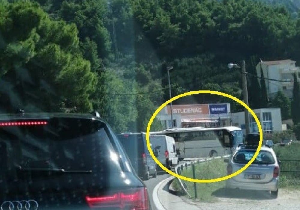 NOVA LUDOST S PROMETNICA Pogledajte na koji način se ovaj "vozač" uključio u promet