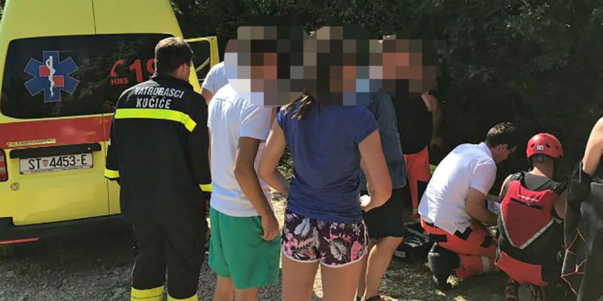 Nesreća u kanjonu Cetine: HGSS i vatrogasci spašavali ženu, sumnja se na ozljedu kralježnice